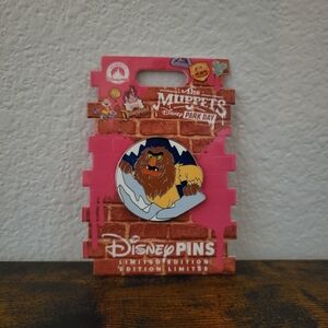 LE Disneyland Muppets Park Day Mystery Pin (REVEALED Sweetums and Matterhorn)